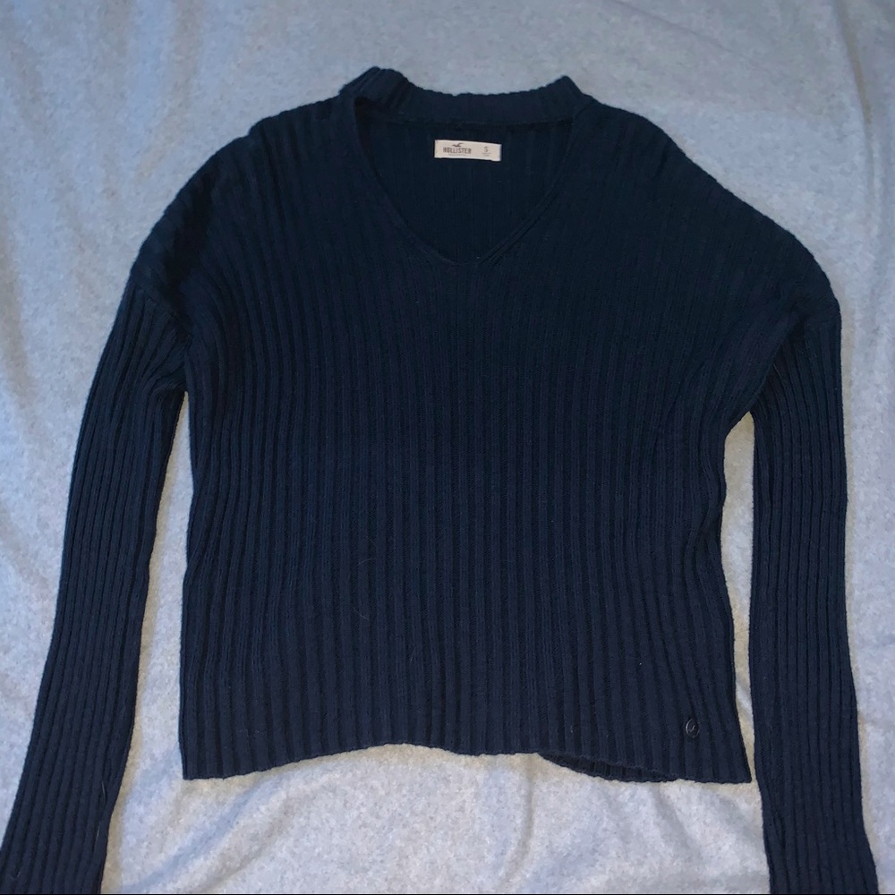 hollister cut out sweater